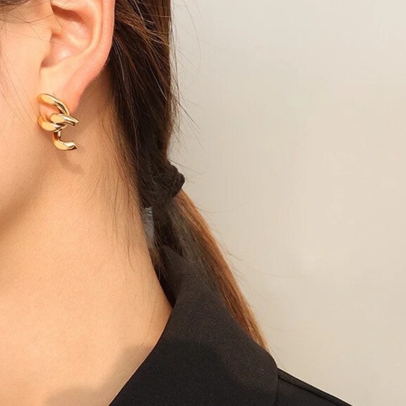 ⚡️Gold plated cut chain earnings - Picture 4 of 4